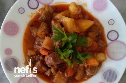 Kavurmalı Türlü Tarifi Tarifi