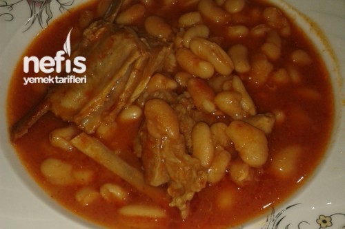 Kaburga Etli Kuru Fasulye Tarifi