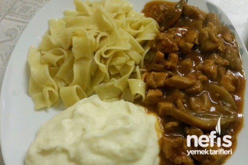 Mantarlı Et Sote, Patates Püresi, Makarna