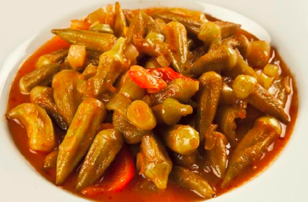 Etli Bamya