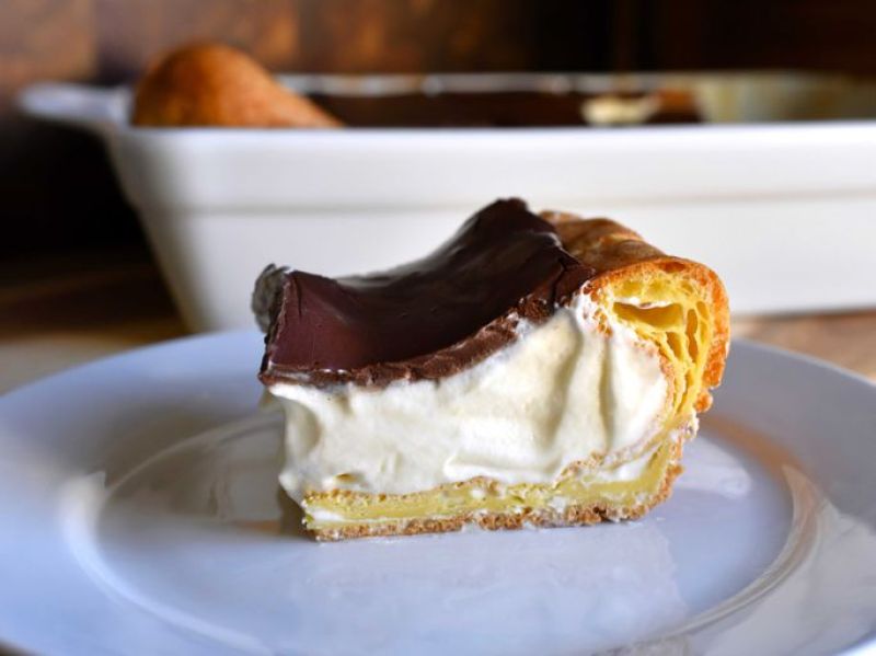 Eclair Cake with Chocolate Ganache