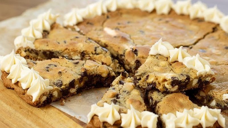 Homemade Cookie Cake