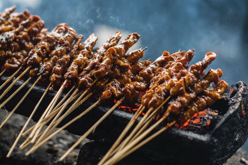 Indonesian Chicken Skewers with Peanut Sauce (Satay Ayam)