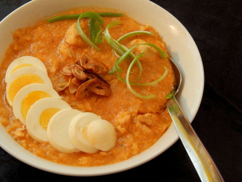 Filipino-Style Congee (Lugaw)