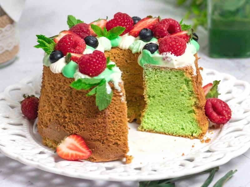Pandan Chiffon Cake