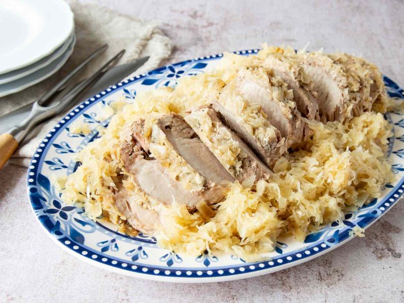 Slow Cooker Pork, Sauerkraut, and Beer