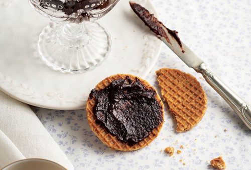 Kahvaltılık sürülebilir çikolata Tarifi