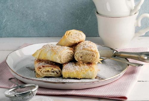 TAHİNLİ TATLI ÇÖREK
