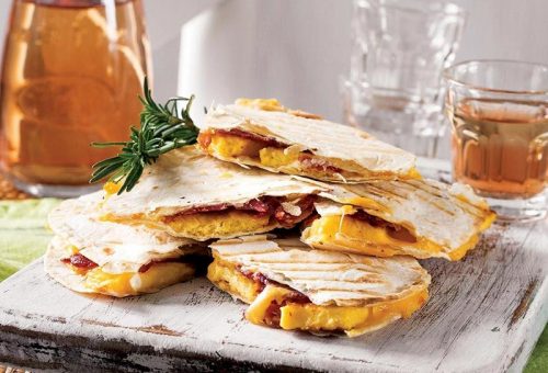 YUMURTALI QUESADİLLA