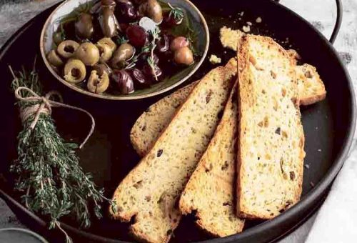 ZEYTİNLİ KEKİKLİ BİSKÜVİ Tarifi