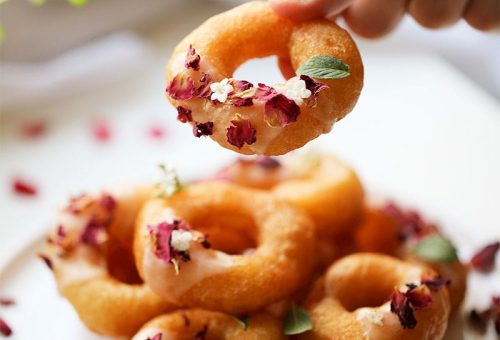 Güllü Ve Glazürlü İzmir Lokması Tarifi