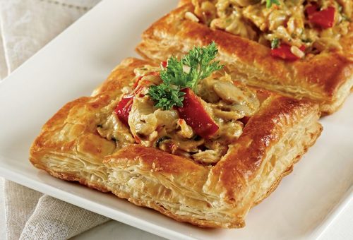 Tavuk etli milföy börek