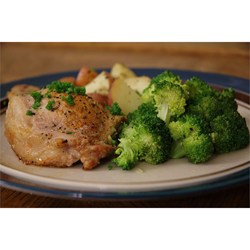 Blue Cheese, Bacon and Chive Stuffed Pork Chops Tarifi