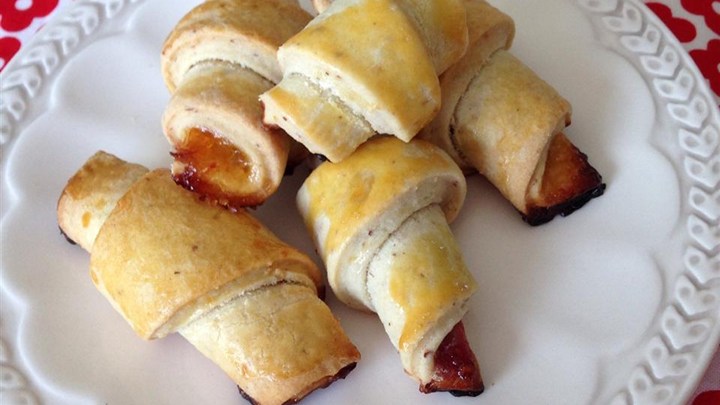 German Filled Hoernchen