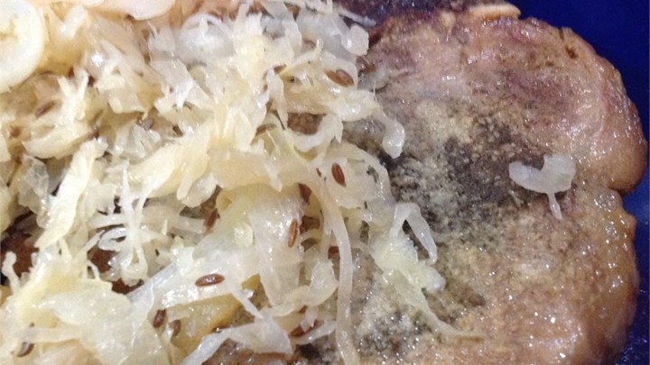 Flavorful German Pork Chops and Sauerkraut