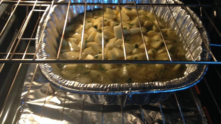 Greek Garlic-Lemon Potatoes