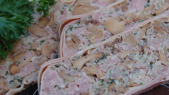 İsveç Kantarelli Mantarlı Pate