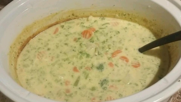 En İyi Peynirli Brokoli Çorbası