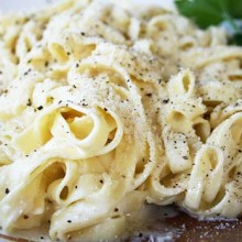 Fettuccine Alfredo