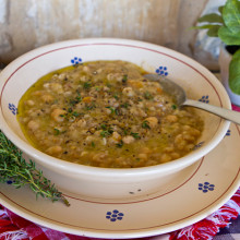Creamy Chickpea & Farro Soup Tarifi
