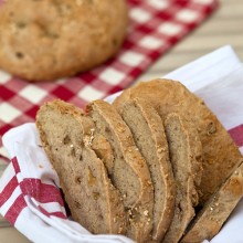 Oat, Raisin & Walnut Bread Tarifi
