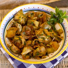 Golden Braised Artichokes With Garlic & Mint Tarifi