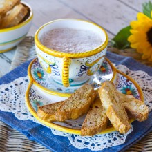 Tozzetti (Umbrian Almond & Hazelnut Biscotti) Tarifi