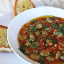 Scafata di Fave ~ Umbrian Fava Bean Stew Tarifi